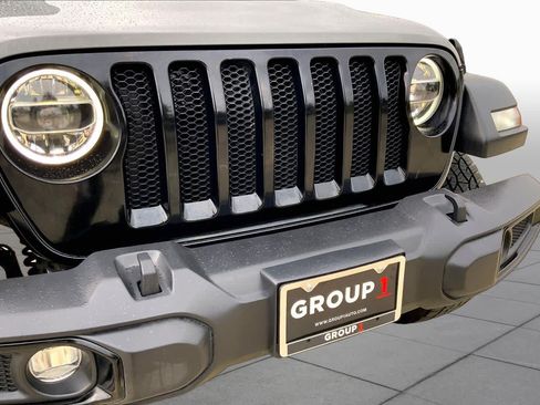 Used 2021 Jeep Wrangler Unlimited Sport AWD/4WD image 29