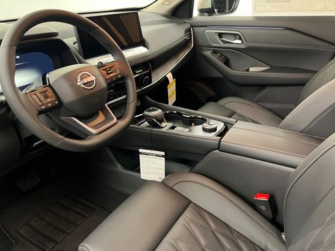 New 2026 Nissan Rogue Platinum w/ Platinum Premium Package image 15