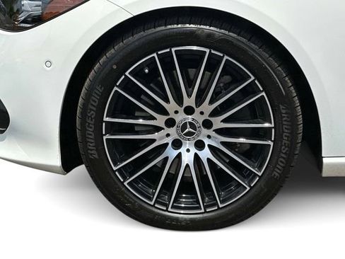 Used 2025 Mercedes-Benz C 300 4MATIC Sedan image 8