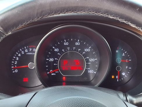 Used 2016 Kia Soul + w/ Audio Package FWD image 15