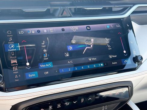 New 2026 Jeep Cherokee Overland w/ Advanced Pro Tech Group AWD/4WD image 22