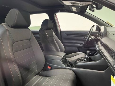 Used 2025 Honda CR-V Sport image 10