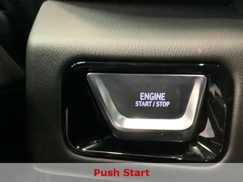 Used 2025 GMC Yukon Denali image 20