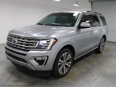 Used 2020 Ford Expedition Limited w/ Equipment Group 302A AWD/4WD image 4