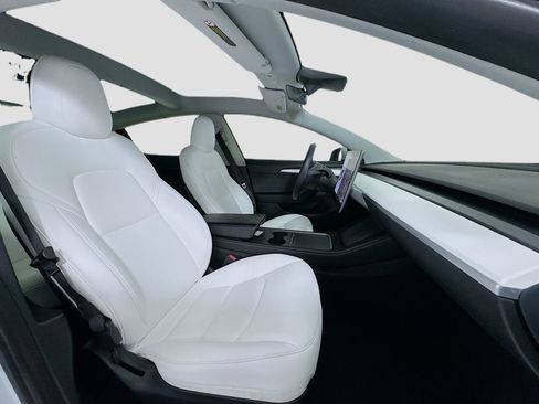 Used 2021 Tesla Model 3 Standard Range Plus image 27