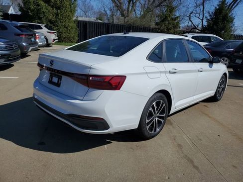 New 2026 Volkswagen Jetta Sport FWD image 4