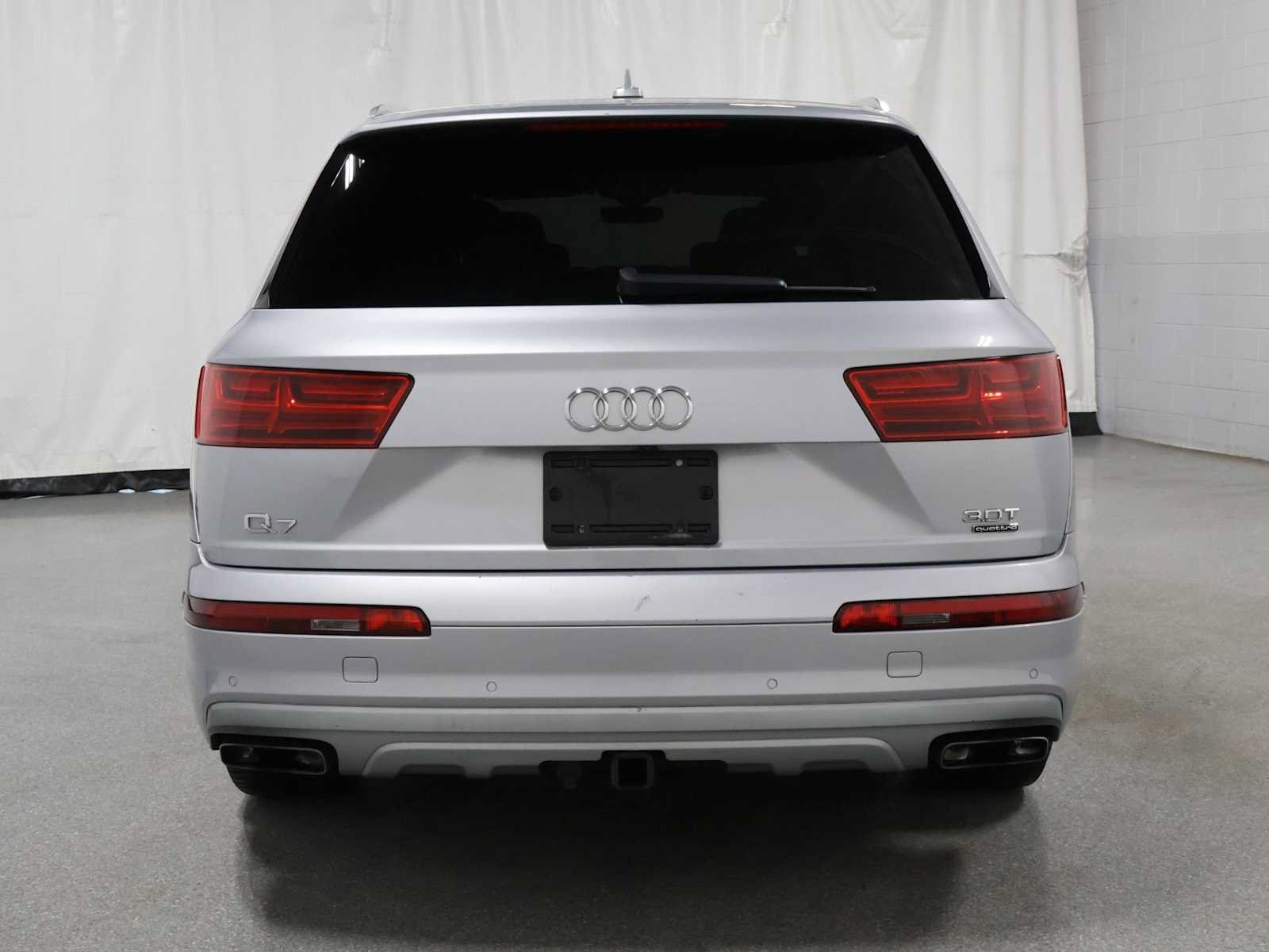 Used 2017 Audi Q7 3.0T Premium Plus w/ Premium Plus Package AWD/4WD image 7
