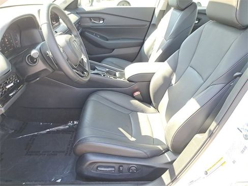 Certified 2025 Honda Accord EX-L image 17