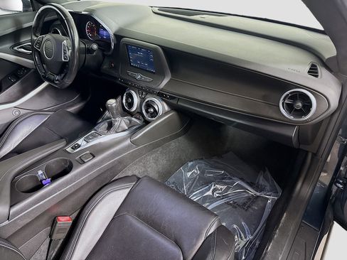 Used 2019 Chevrolet Camaro LT image 28