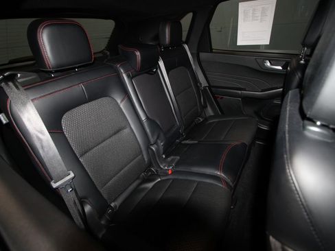 Used 2025 Ford Escape ST-Line w/ Equipment Group 301A image 24