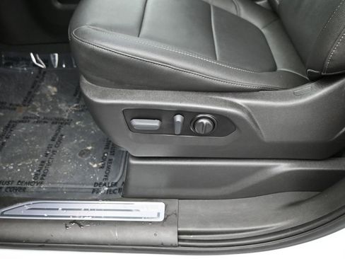 Used 2022 GMC Sierra 1500 SLT w/ SLT Premium Plus Package image 10