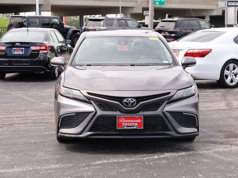 Used 2023 Toyota Camry SE w/ Convenience Package FWD image 4