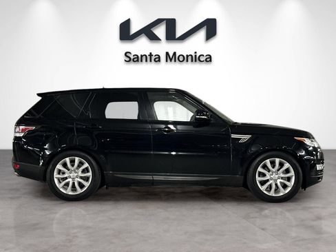 Used 2017 Land Rover Range Rover Sport HSE image 7