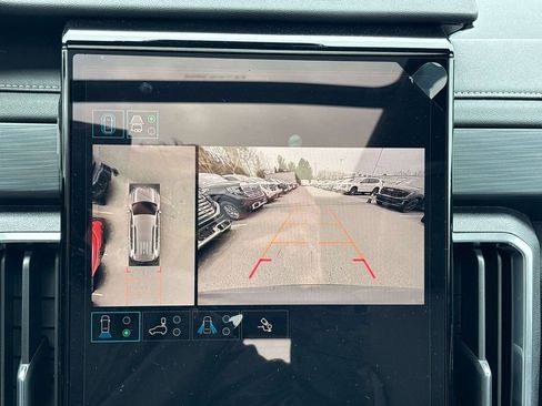 New 2026 GMC Acadia Elevation w/ Elevation Premium Package AWD/4WD image 18