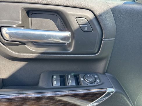 Used 2023 GMC Sierra 2500 SLE image 12