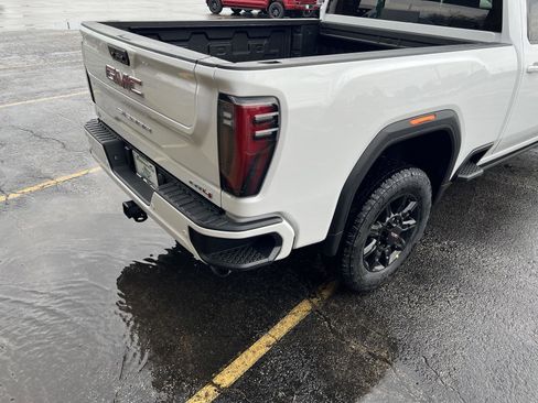 New 2026 GMC Sierra 2500 AT4 image 51