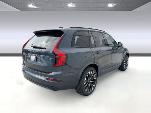 New 2026 Volvo XC90 T8 Ultra w/ Lounge Package AWD/4WD image 9