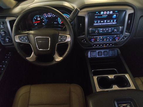 Used 2018 GMC Sierra 1500 Denali AWD/4WD image 22