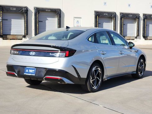 New 2026 Hyundai Sonata SEL image 4