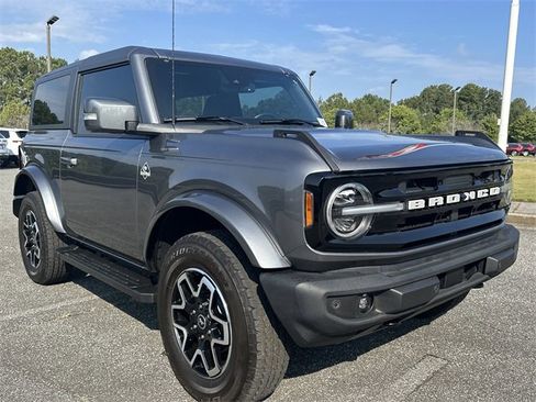 Used 2022 Ford Bronco Outer Banks image 5