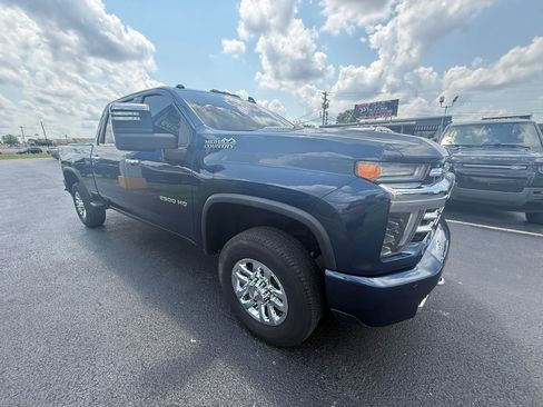 Used 2020 Chevrolet Silverado 2500 High Country w/ Z71 Off-Road Package AWD/4WD image 1