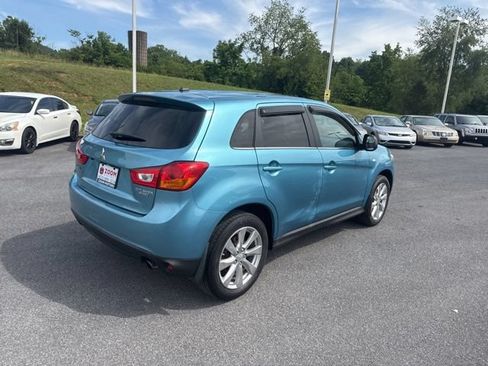 Used 2014 Mitsubishi Outlander Sport SE FWD image 8