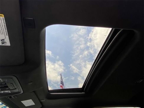 Used 2023 GMC Sierra 1500 AT4X image 17