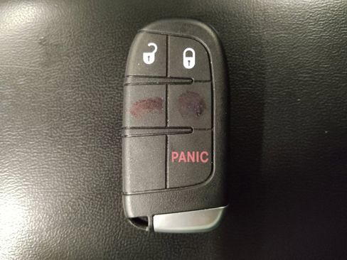 Used 2019 Dodge Journey SE w/ Connectivity Group FWD image 32