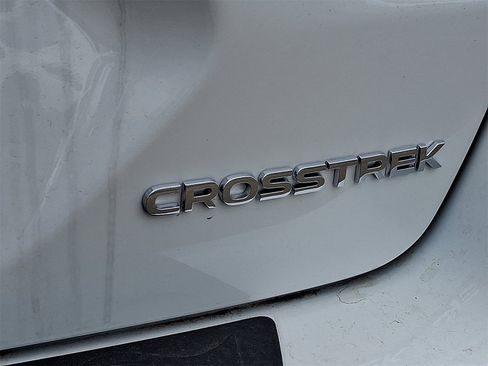 New 2025 Subaru Crosstrek 2.5i Limited w/ Crosstrek Mirror Package image 17