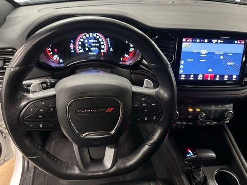 Used 2024 Dodge Durango GT RWD image 16