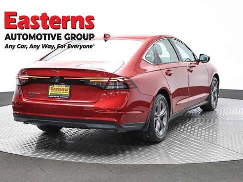 Used 2023 Honda Accord EX image 5