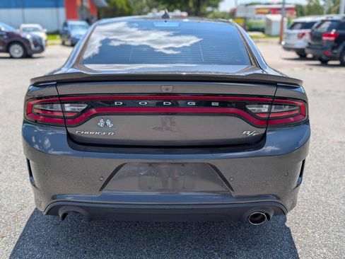 Used 2019 Dodge Charger R/T RWD image 5