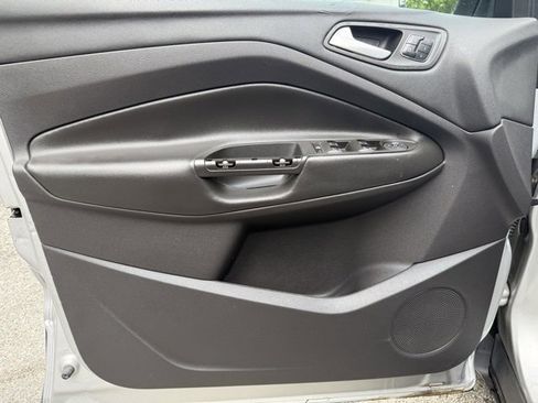 Used 2014 Ford Escape Titanium w/ Equipment Group 401A image 9