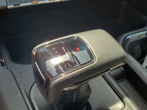 Used 2025 GMC Sierra 1500 AT4 AWD/4WD image 31