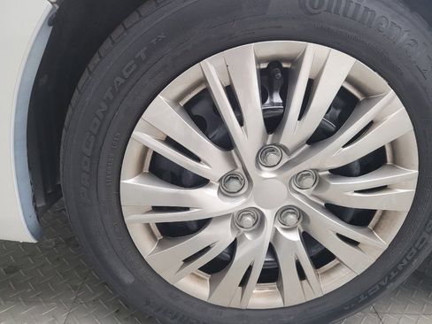 Used 2019 Subaru Impreza 2.0i w/ Eyesight AWD/4WD image 31