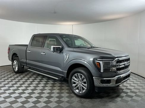 Certified 2025 Ford F150 Lariat w/ Tow/Haul Package AWD/4WD image 3