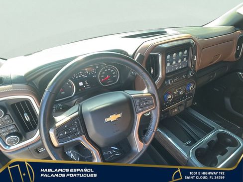 Used 2022 Chevrolet Silverado 1500 High Country AWD/4WD image 18