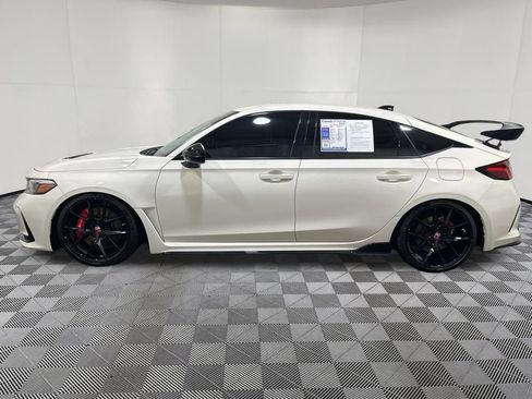 Used 2025 Honda Civic Type R image 5