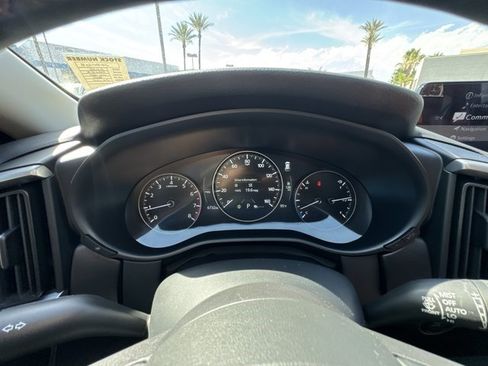 Used 2025 MAZDA CX-50 AWD 2.5 Turbo w/ Premium Pkg image 11