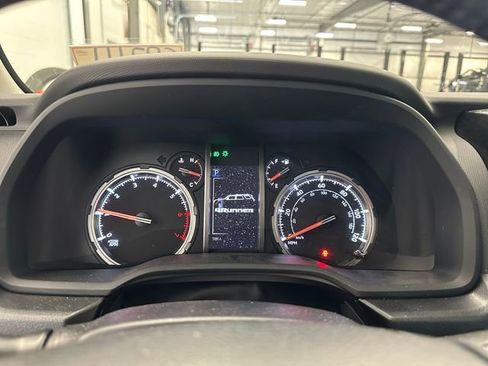 Used 2023 Toyota 4Runner TRD Off-Road Premium w/ Off Road Premium Plus Package AWD/4WD image 25
