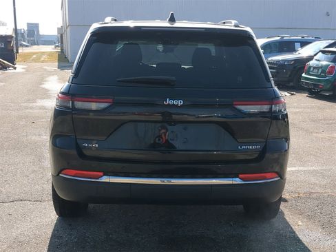 Used 2023 Jeep Grand Cherokee Laredo w/ Luxury Tech Group I image 13