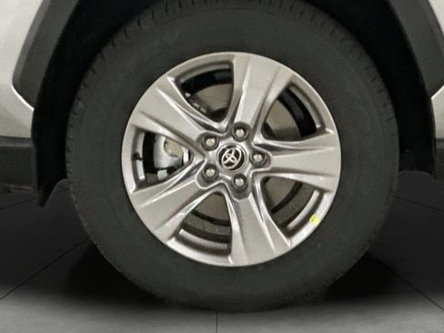 New 2025 Toyota RAV4 XLE image 33