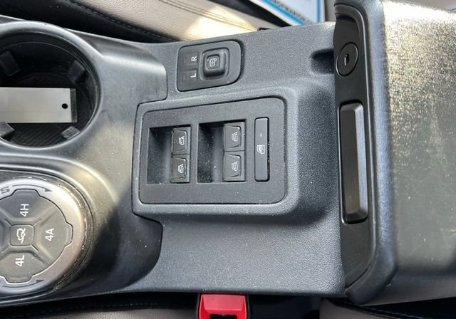 Used 2022 Ford Bronco Wildtrak AWD/4WD image 19