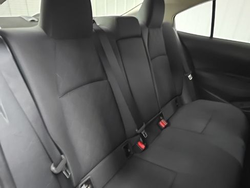 Used 2020 Toyota Corolla LE FWD image 16
