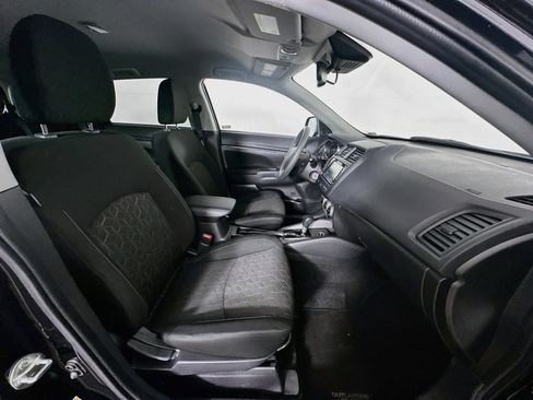 Used 2025 Mitsubishi Outlander Sport ES AWD/4WD image 29
