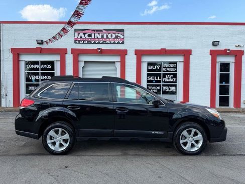 Used 2013 Subaru Outback 2.5i Premium AWD/4WD image 1