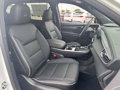 New 2026 Buick Enclave Sport Touring w/ Power Package image 11