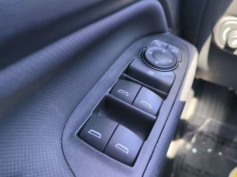 Certified 2023 Chevrolet Equinox RS FWD image 28