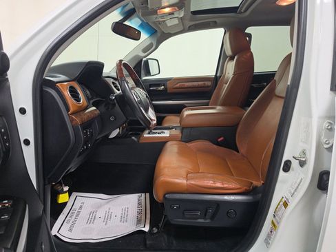 Used 2017 Toyota Tundra Platinum AWD/4WD image 2