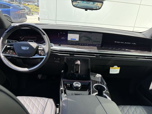 New 2026 Cadillac Escalade IQL Sport 1 w/ LPO, ONYX Package image 16